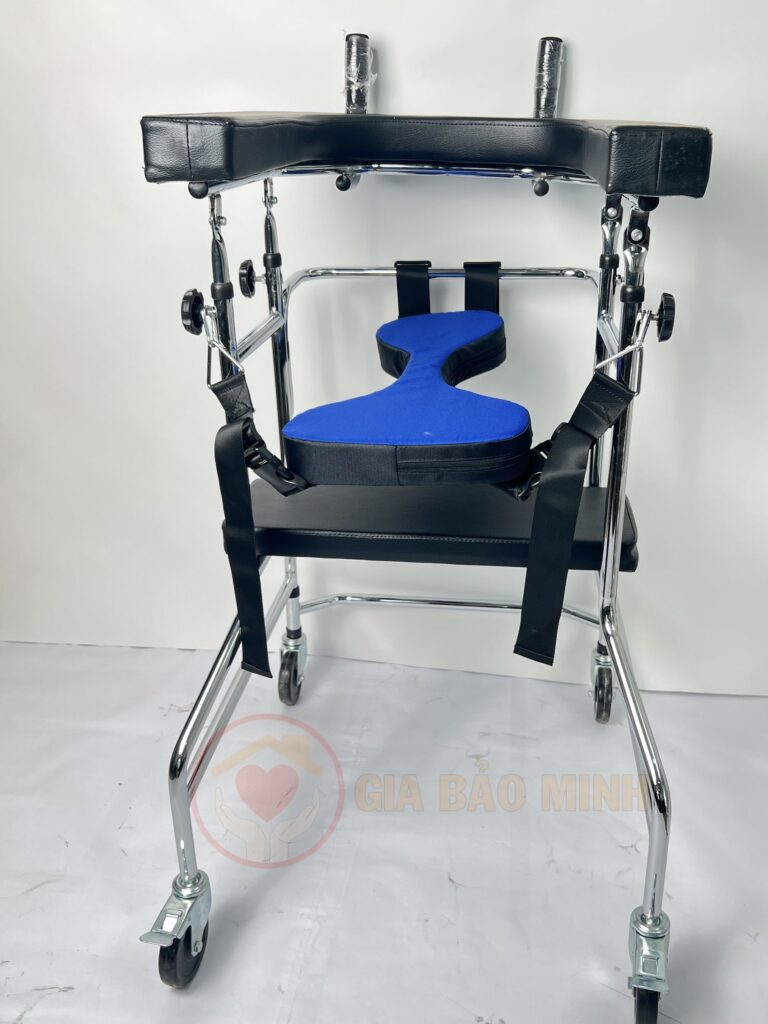 khung-tap-di-co-ghe-ngoi-cho-nguoi-bi-tai-bien-gbm-034-10