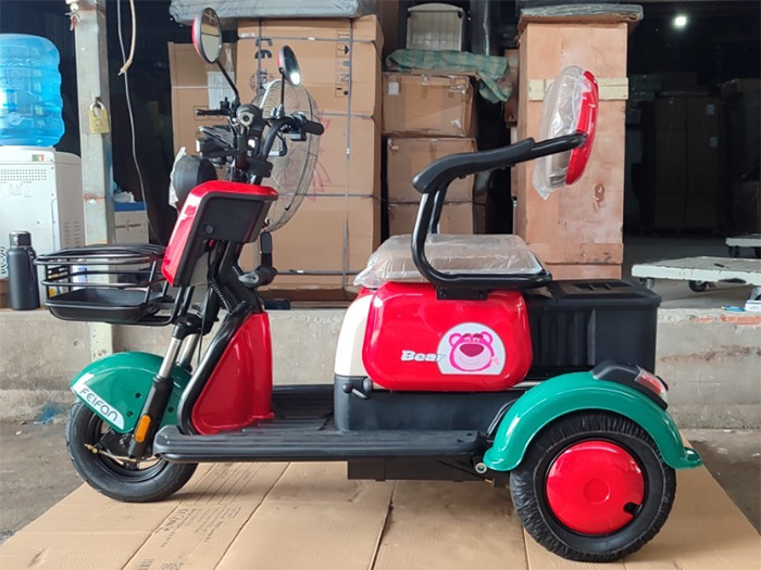 Xe lăn điện 3 bánh Tajermy TJM-XT01 Xe lăn điện 3 bánh Tajermy TJM-XT01