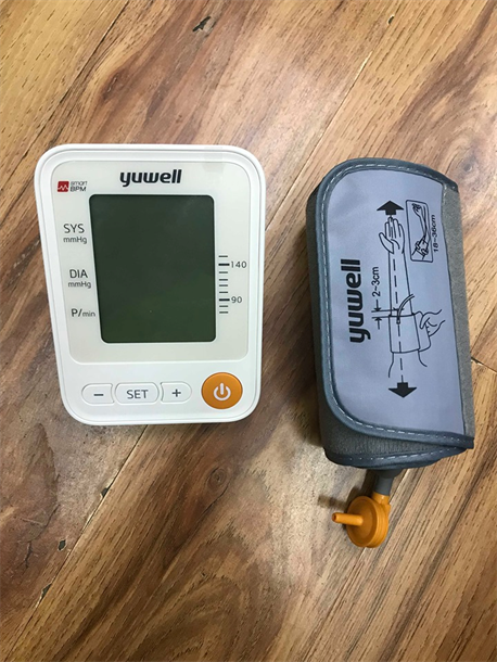 Máy đo huyết áp bắp tay Yuwell YE650D đọc kết quả bằng giọng nói-Bảo hành 5 năm