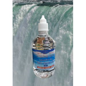 Nước muối sinh lý Nam Hà Natri Clorid 0.9% 500 ml